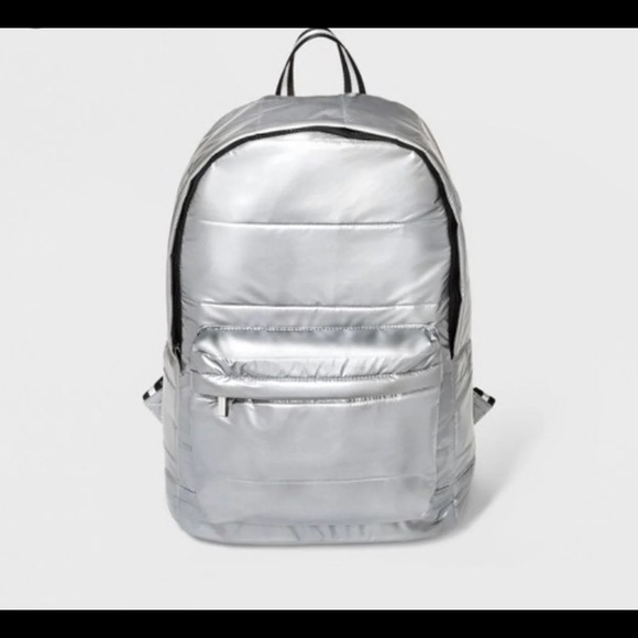 Silver backpack - Picture 1 of 1